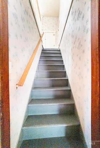 1922 Everett St, Caldwell, ID 83605