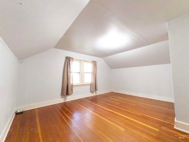 1922 Everett St, Caldwell, ID 83605