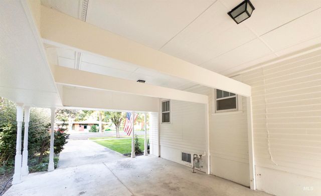 1922 Everett St, Caldwell, ID 83605