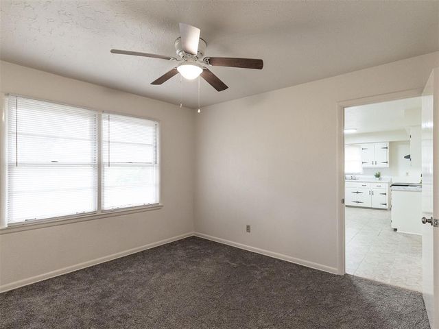 804 E Carroll Lane, Midwest City, OK 73110