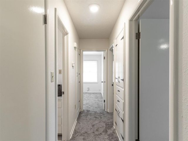 804 E Carroll Lane, Midwest City, OK 73110