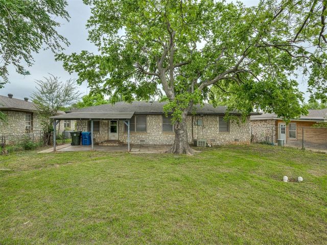 804 E Carroll Lane, Midwest City, OK 73110