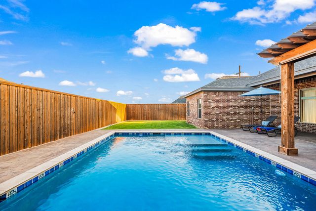 12204 Knoxville Avenue, Lubbock, TX 79423