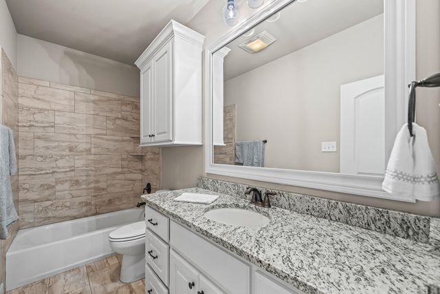 12204 Knoxville Avenue, Lubbock, TX 79423