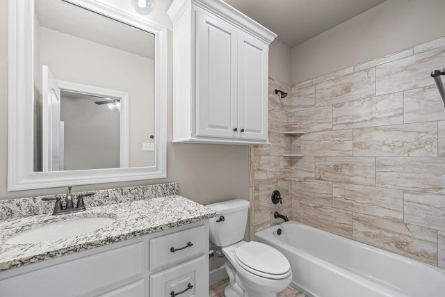 12204 Knoxville Avenue, Lubbock, TX 79423