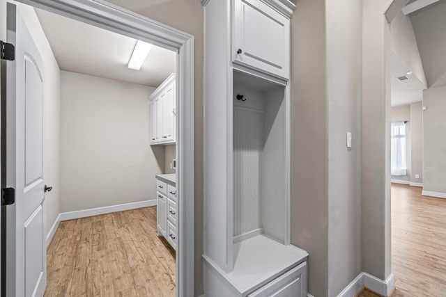 12204 Knoxville Avenue, Lubbock, TX 79423