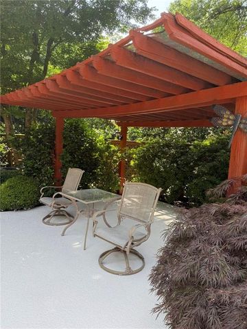 845 Waddington Court, Atlanta, GA 30350