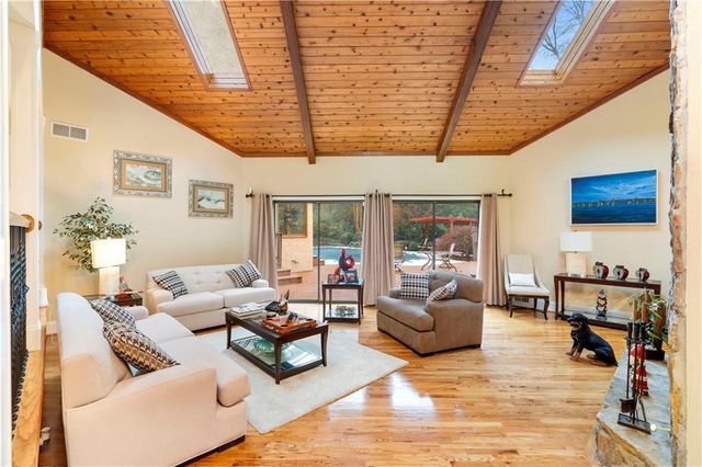 845 Waddington Court, Atlanta, GA 30350