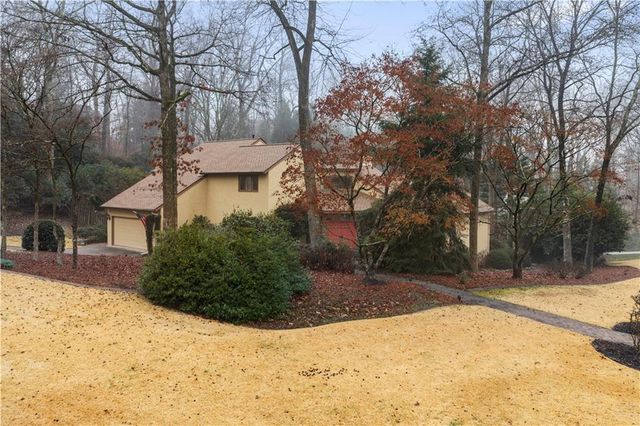 845 Waddington Court, Atlanta, GA 30350
