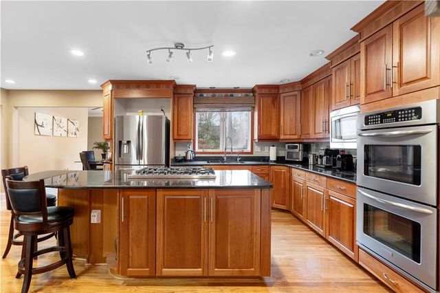 845 Waddington Court, Atlanta, GA 30350