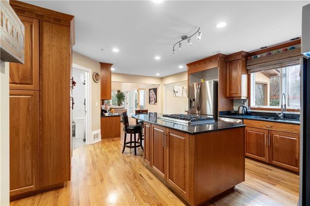 845 Waddington Court, Atlanta, GA 30350