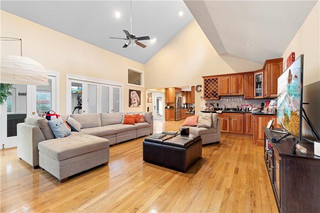 845 Waddington Court, Atlanta, GA 30350