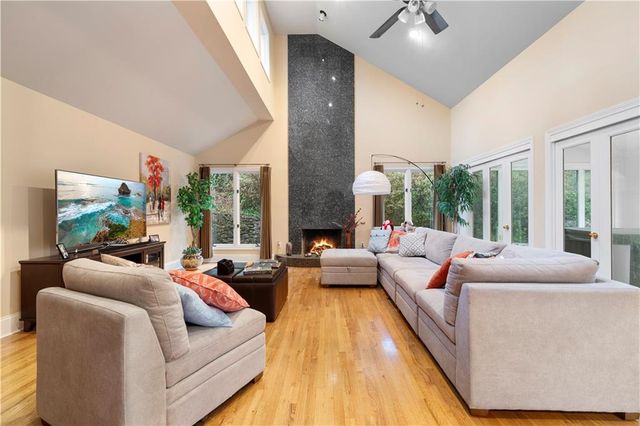 845 Waddington Court, Atlanta, GA 30350