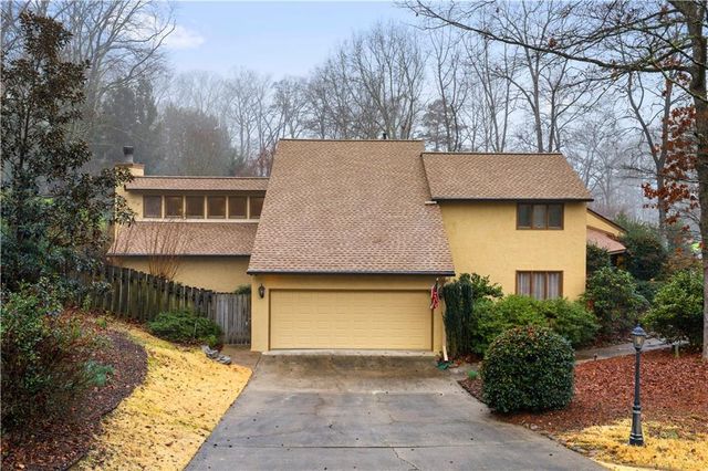 845 Waddington Court, Atlanta, GA 30350