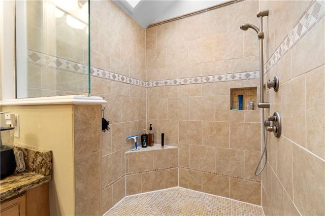 845 Waddington Court, Atlanta, GA 30350