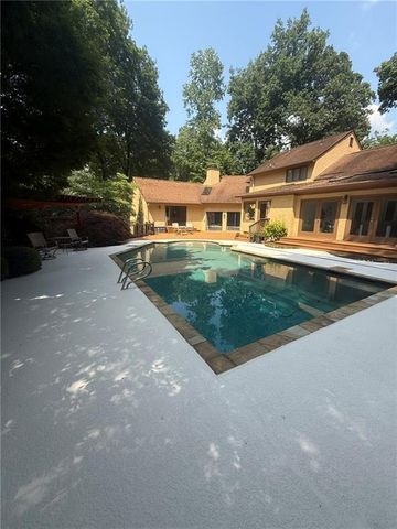 845 Waddington Court, Atlanta, GA 30350