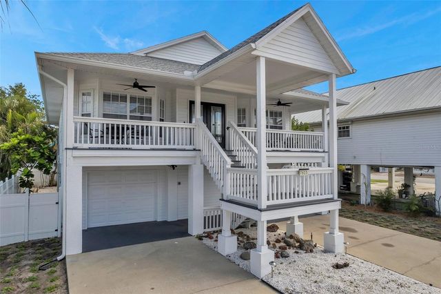 7615 COQUINA WAY, St Pete Beach, FL 33706