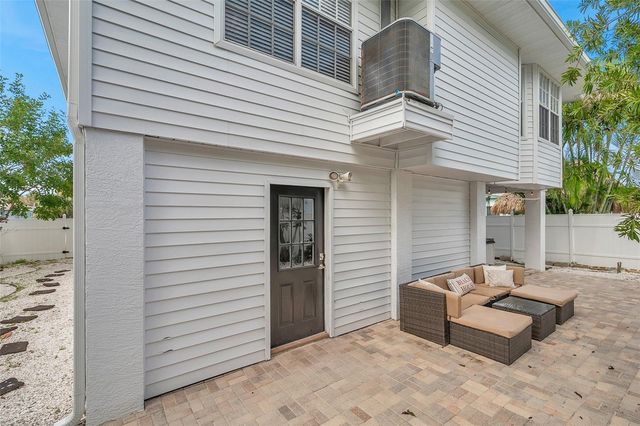 7615 COQUINA WAY, St Pete Beach, FL 33706