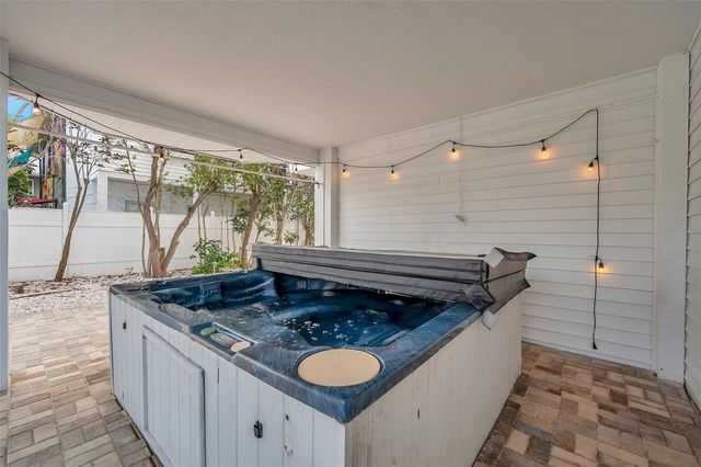 7615 COQUINA WAY, St Pete Beach, FL 33706