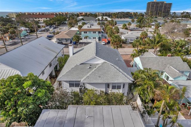 7615 COQUINA WAY, St Pete Beach, FL 33706