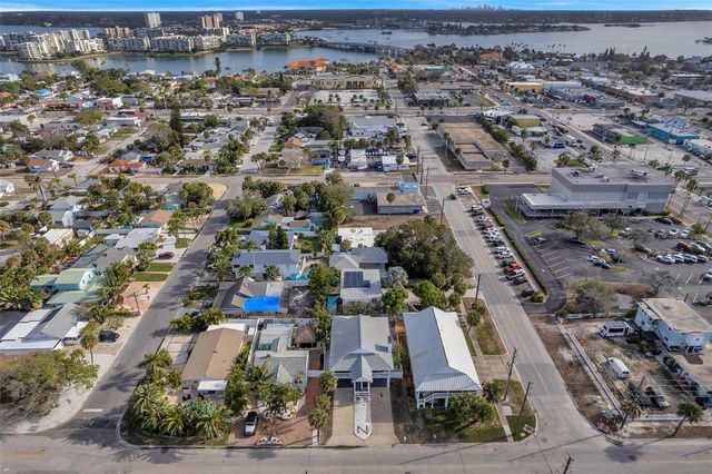 7615 COQUINA WAY, St Pete Beach, FL 33706