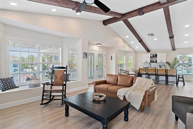 7615 COQUINA WAY, St Pete Beach, FL 33706