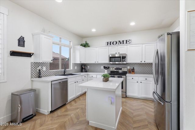 10315 E IDAHO Avenue, Mesa, AZ 85209