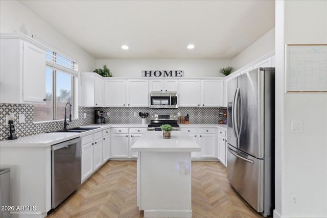 10315 E IDAHO Avenue, Mesa, AZ 85209