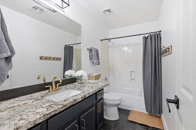 10315 E IDAHO Avenue, Mesa, AZ 85209