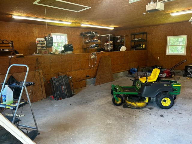 12 River Road, Vanceburg, KY 41179