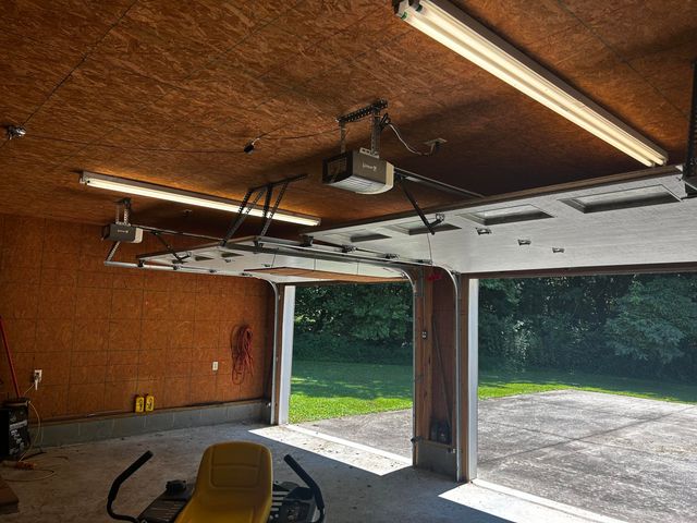 12 River Road, Vanceburg, KY 41179