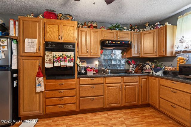 514 Bookter Street, Bay Saint Louis, MS 39520