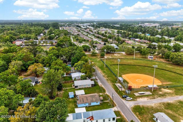 514 Bookter Street, Bay Saint Louis, MS 39520