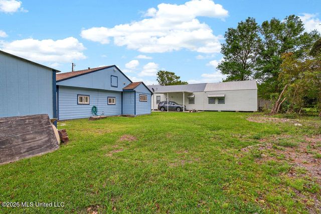 514 Bookter Street, Bay Saint Louis, MS 39520