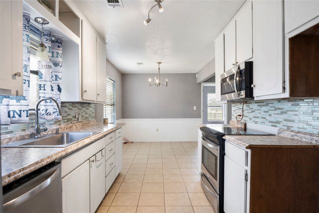 1106 Hcr 1414, Covington, TX 76636