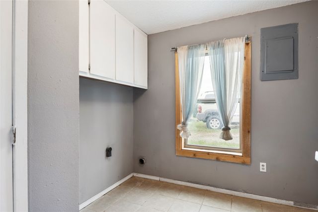 1106 Hcr 1414, Covington, TX 76636