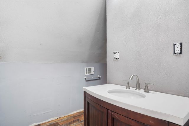 1106 Hcr 1414, Covington, TX 76636