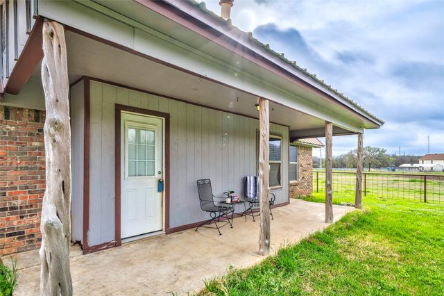 1106 Hcr 1414, Covington, TX 76636