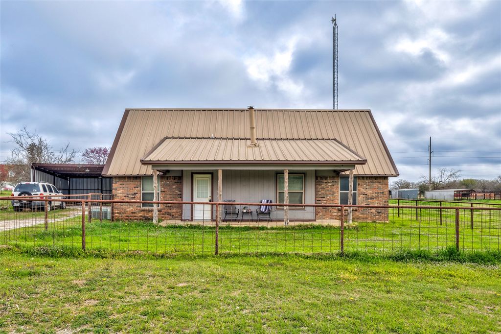 1106 Hcr 1414, Covington, TX 76636