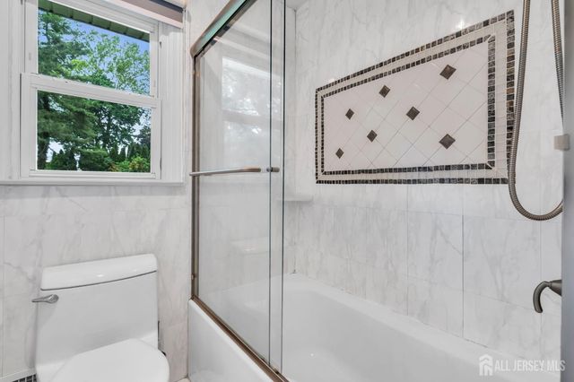 3 Packard Road, East Brunswick, NJ 08816