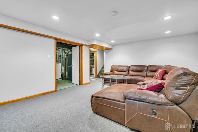 3 Packard Road, East Brunswick, NJ 08816
