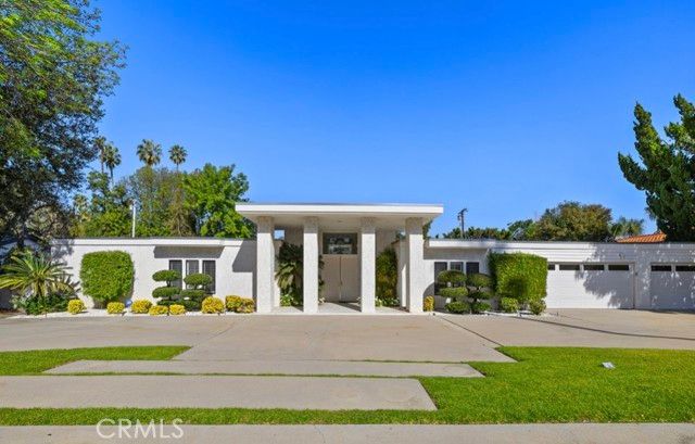 19825 Santa Rita Street, Woodland Hills (los Angeles), CA 91364