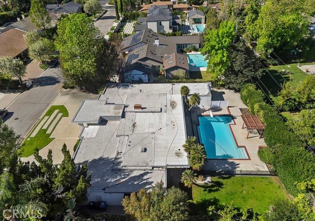 19825 Santa Rita Street, Woodland Hills (los Angeles), CA 91364