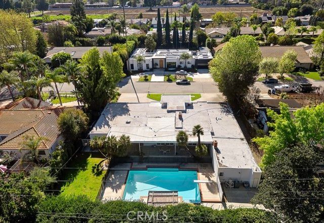 19825 Santa Rita Street, Woodland Hills (los Angeles), CA 91364