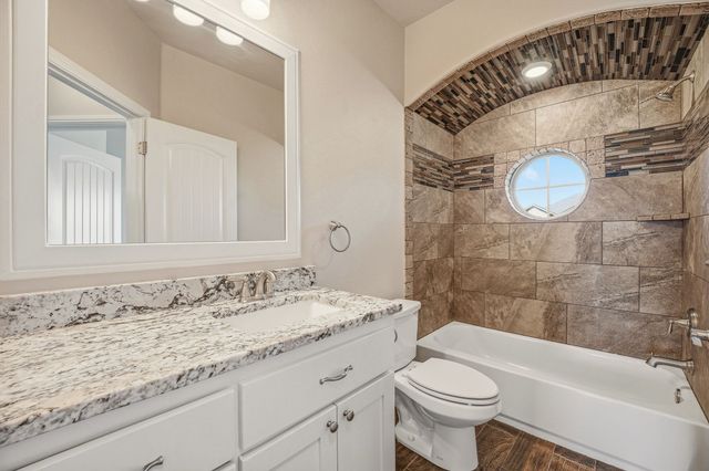 9135 Parkview Circle, Tolar, TX 76476