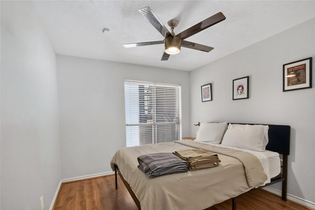 8020 Braesmain Drive 1705, Houston, TX 77025