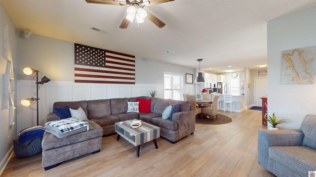 560 Moon Bay Dr. Unit 6, Kuttawa, KY 42055