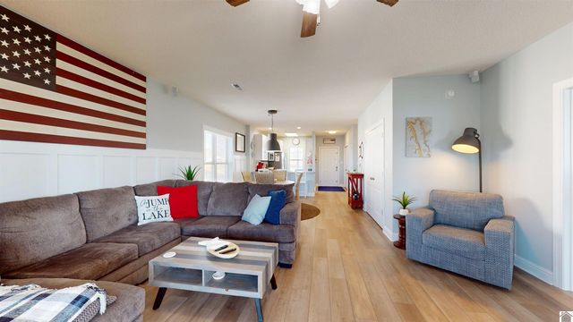 560 Moon Bay Dr. Unit 6, Kuttawa, KY 42055