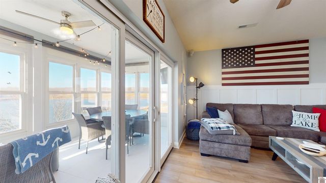 560 Moon Bay Dr. Unit 6, Kuttawa, KY 42055