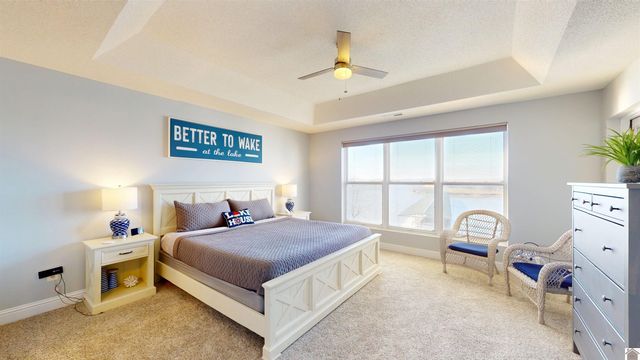 560 Moon Bay Dr. Unit 6, Kuttawa, KY 42055